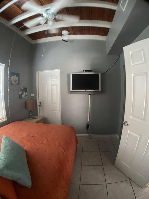 Private Two-bedroom 23 -directly Across From Apartment